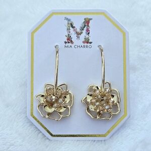 Mia Charro Floral💐 Cluster Hoop Earrings